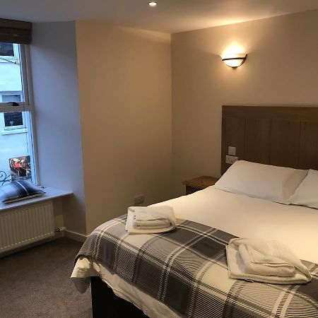 Caledonian Hotel Portree Eksteriør bilde