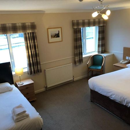 Caledonian Hotel Portree Eksteriør bilde