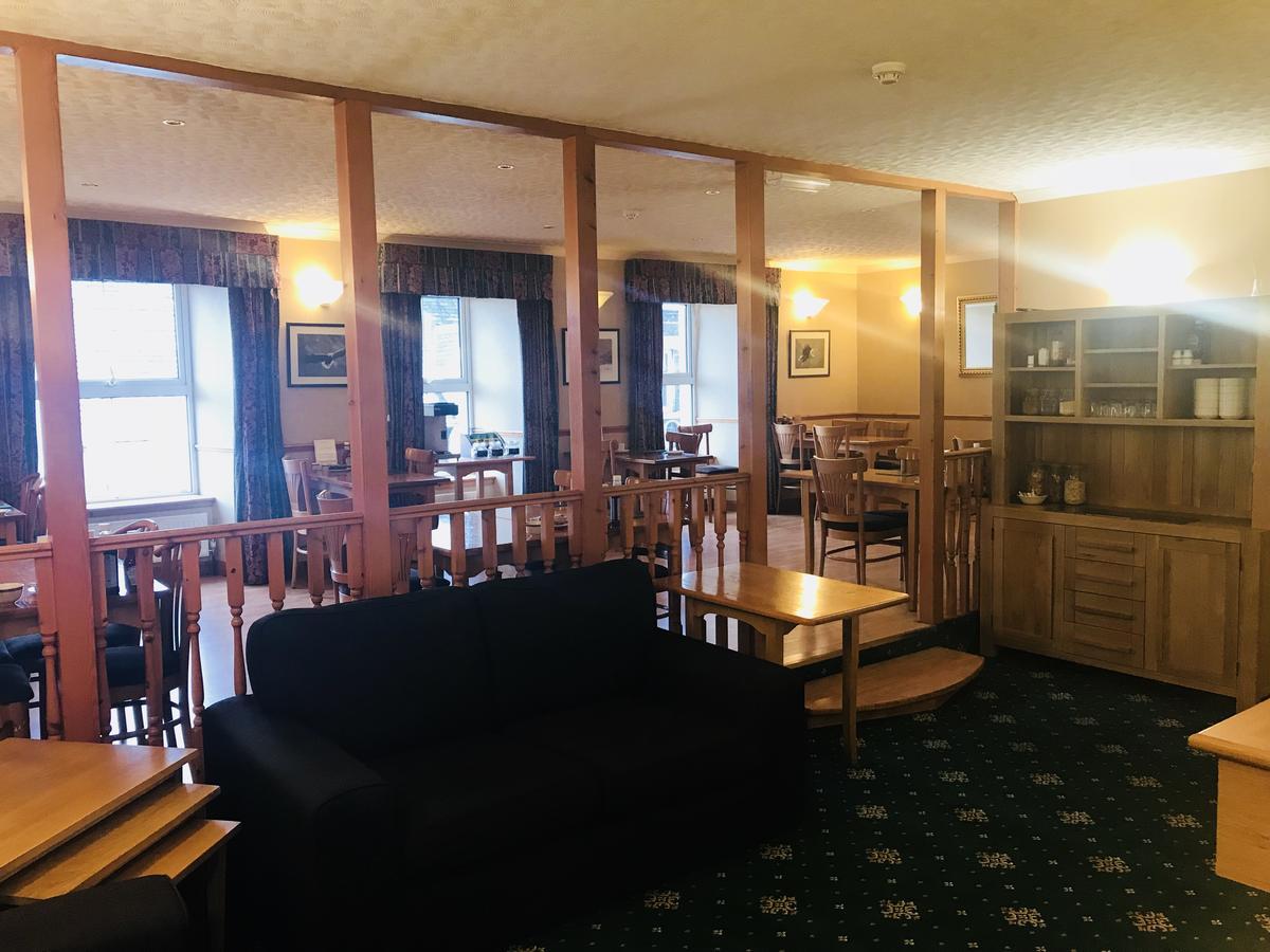 Caledonian Hotel Portree Eksteriør bilde